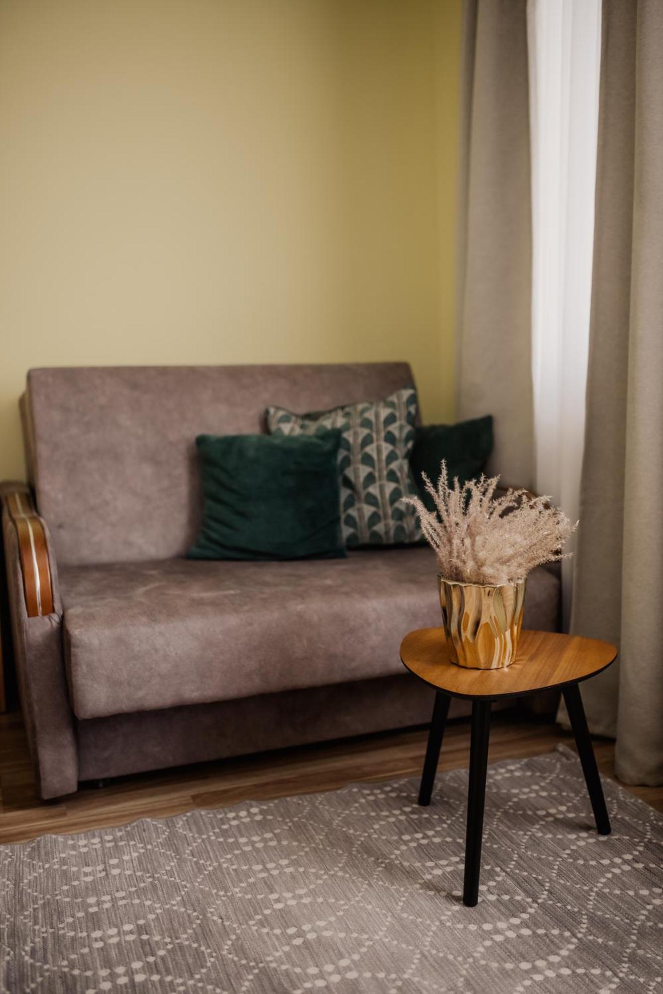 Saules Iela 2A Aparthotel Saldus Luaran gambar
